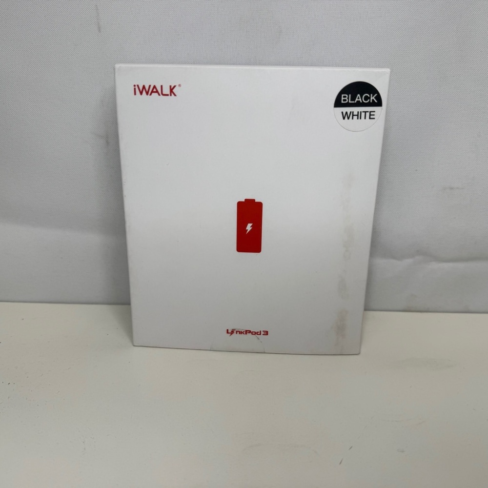 iWALK LinkPod 3 Pair Of 2 (Black + White) 3350mAh Portable Charger For iPhone